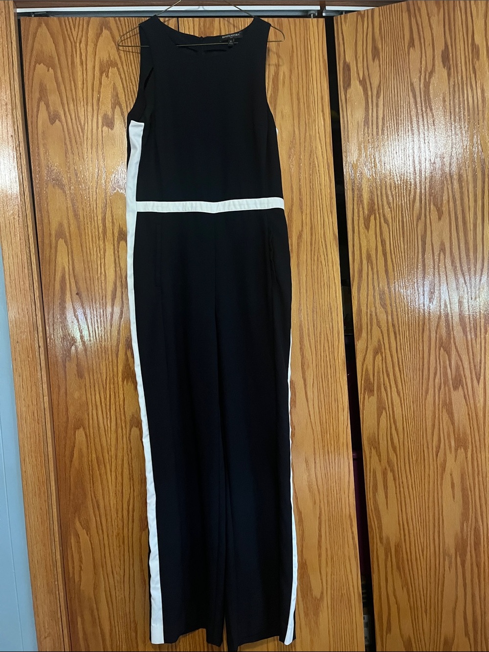 Banana Republic Black & White Colorblock Wide Leg Jumpsuit Size 10